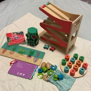 LOVEVERY - The Adventurer Play Kit for baby Months 13, 14, 15